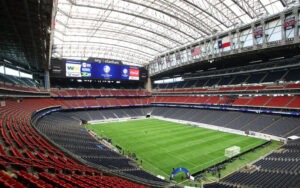 大连争夺前,四形势严峻,能否创造奇,完场比分,体育赛事数据,比赛结果平台,赛事数据中心,体育赛事信息