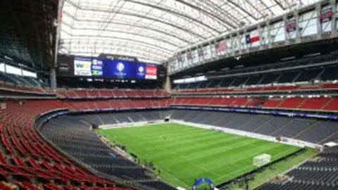 大连争夺前四形势严峻，能否创造奇迹？